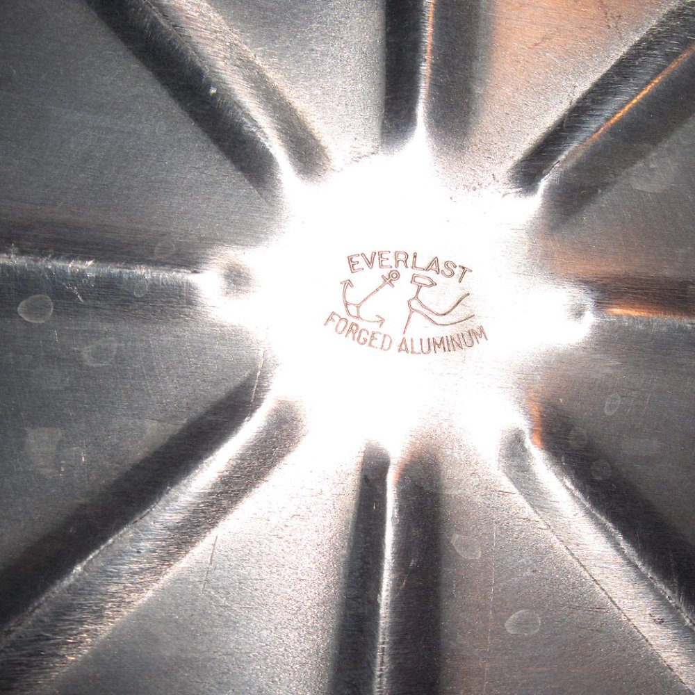Everlast Hand Formed Design Aluminum Cookware - Picture 12 of 12